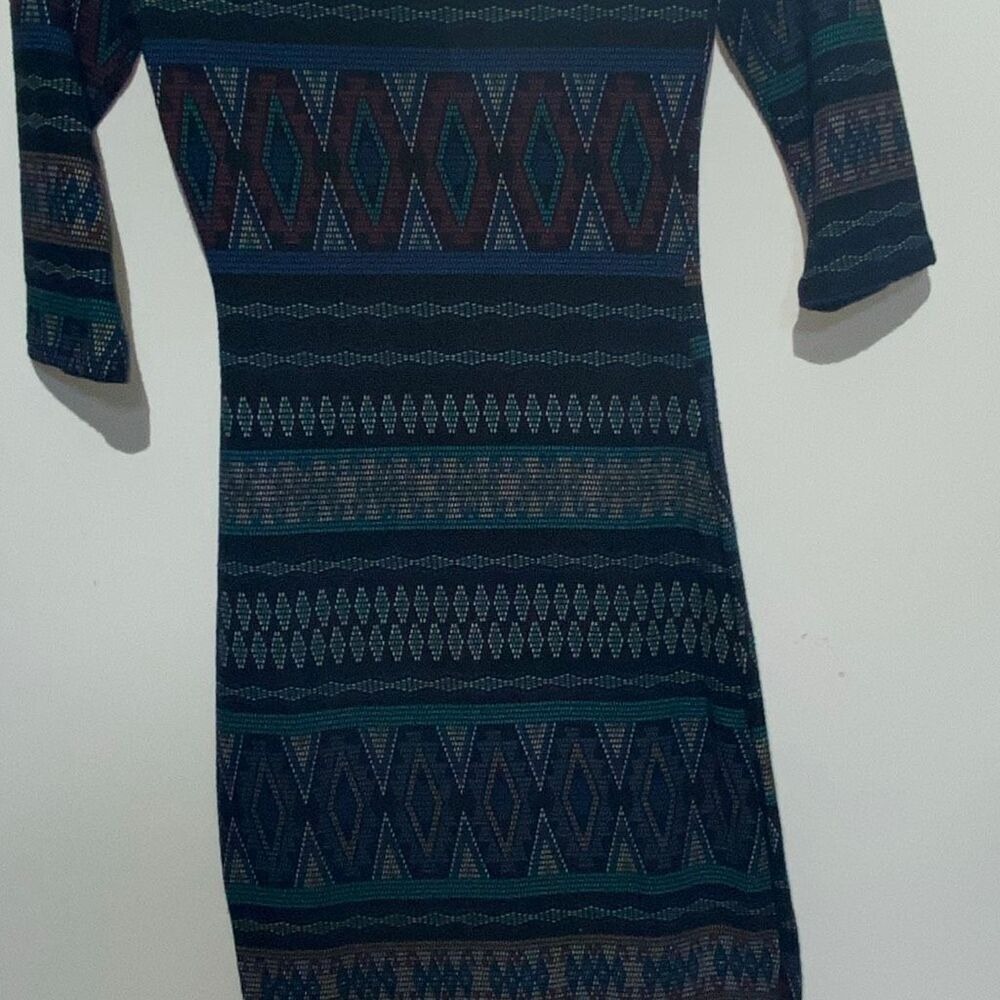 Try ! This Womens Multicolor Aztec Scoop Neck 3/4 Sleeve Bodycon Dress Small NWT - Picture 7 of 10